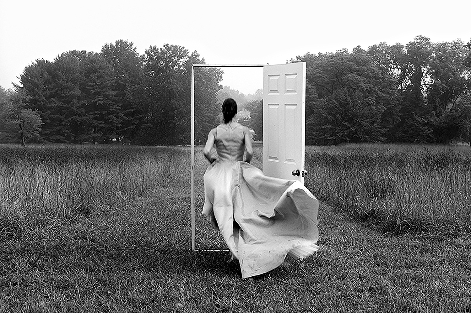 “RODNEY SMITH. Between real and surreal”