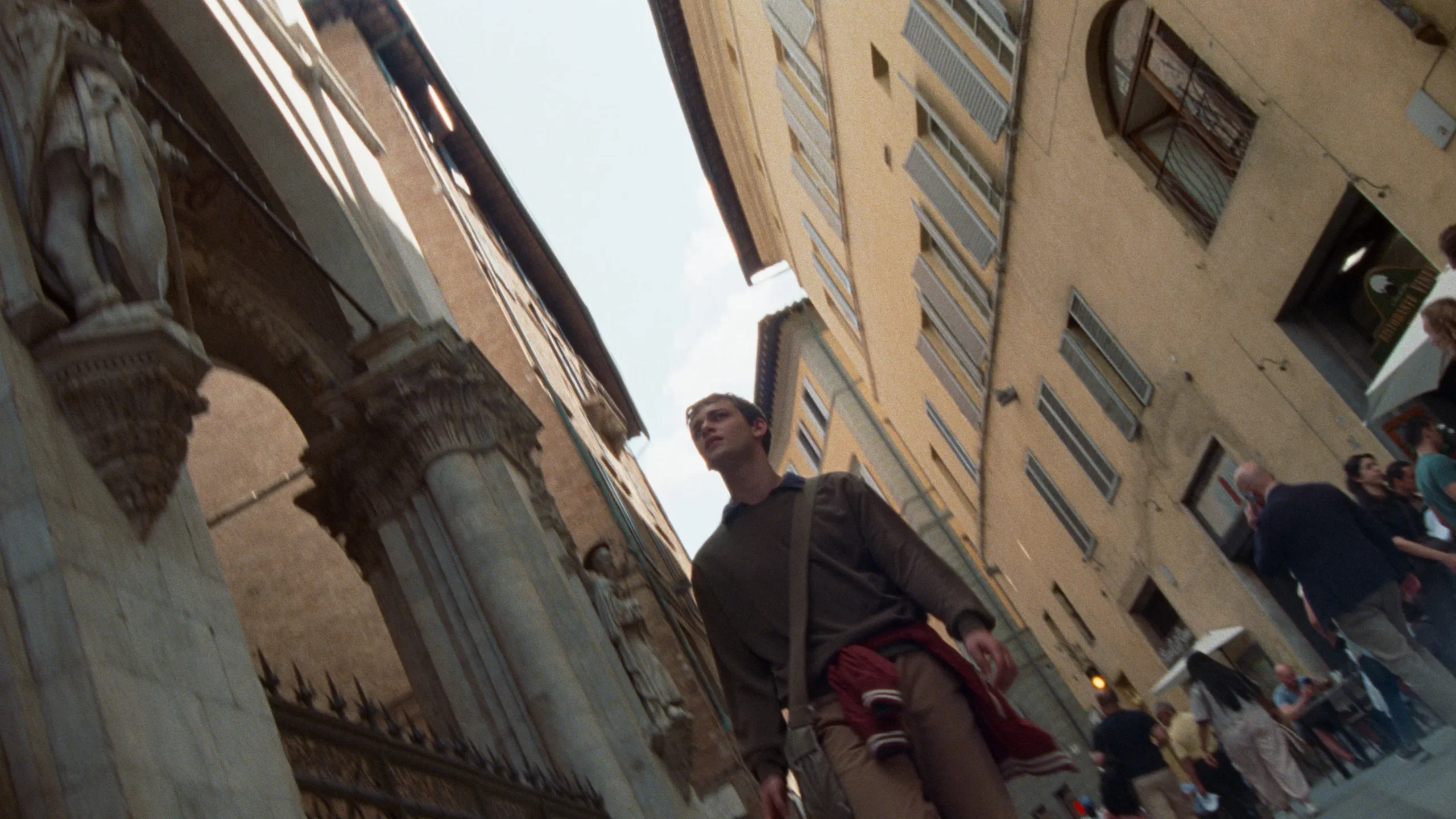 Fotograma de Diecinueve de Giovanni Tortorici