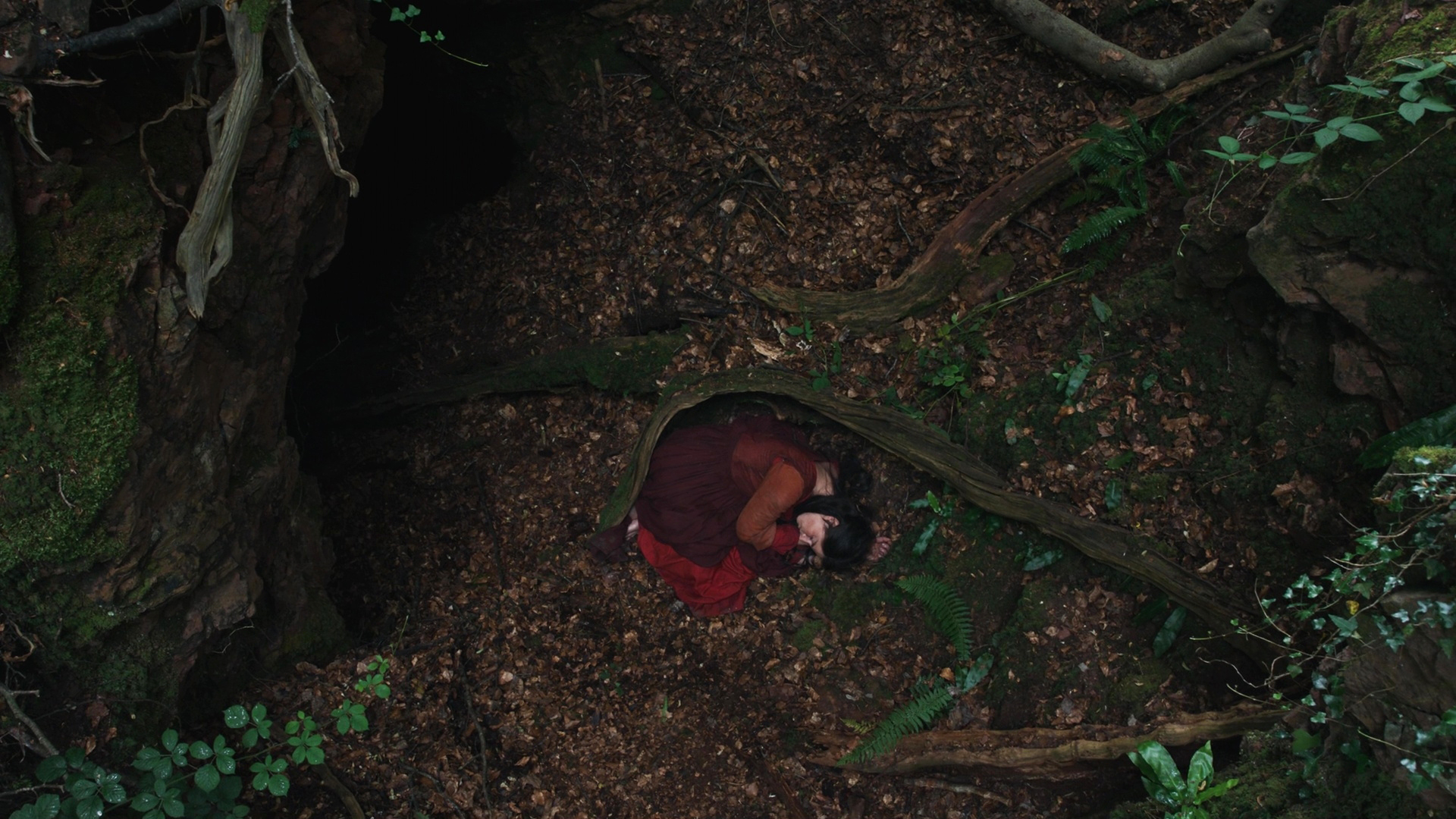 Jessie Buckley interpretando a Agnes al inicio de la película